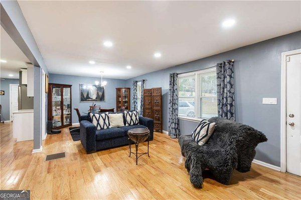 974 Laurelmont Drive, Atlanta