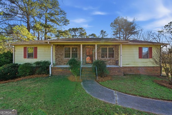2272 Stoney Ford Drive, Marietta