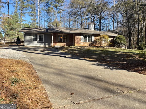 14 Emory Street, Newnan