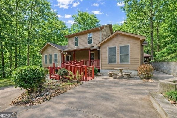 261 Ridgeway Road, Dahlonega