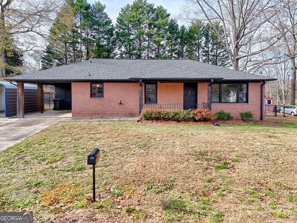 398 Valley Drive, Toccoa