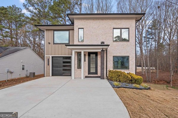 744 Crystal Bay Road, Villa Rica