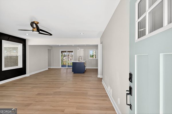 5666 WOODLAND, Douglasville