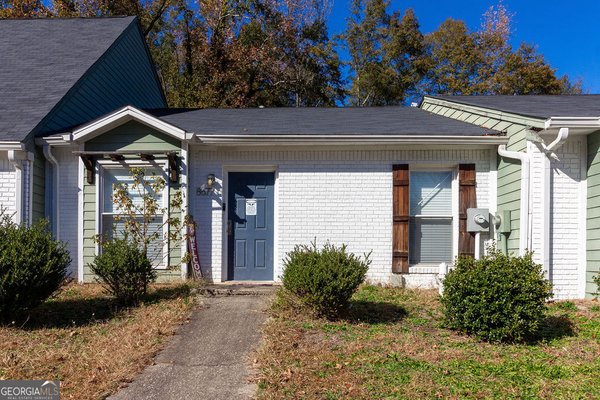 8677 Ashley Way, Douglasville