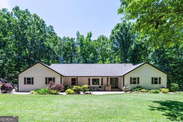 2151 Maddox Road, Buford