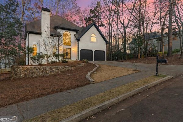 11935 Wildwood Springs Drive, Roswell