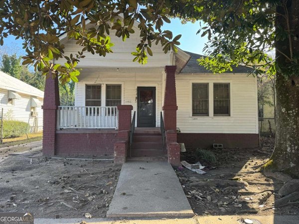 672 Bowden Street, Macon