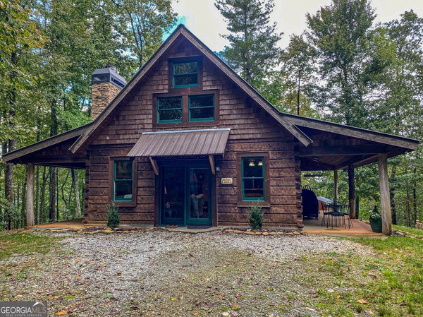 513 Coleman Heights, Clayton