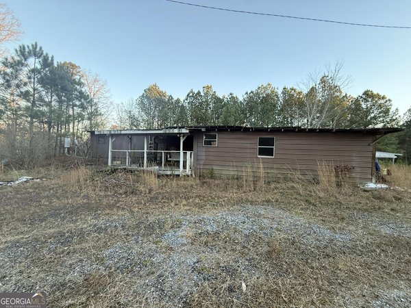 300 Acorn Drive, Chatsworth