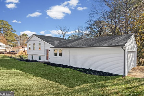 925 Majesty Lane, Morrow