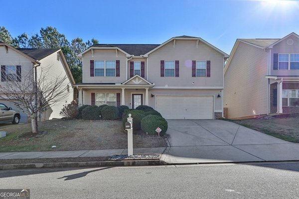 5642 Elwood Circle Flowery Branch - main photo