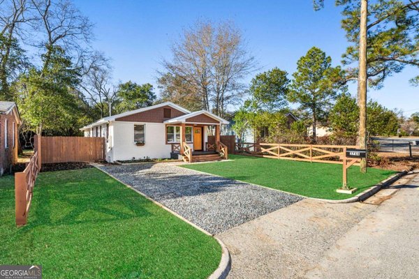 3764 Walker Avenue, Macon