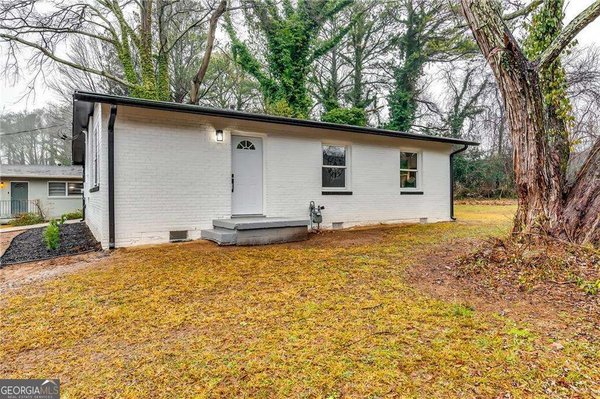 2162 Westover Drive Atlanta - main photo