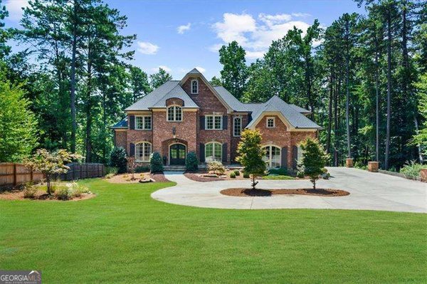 6806 Misty Cove, Flowery Branch