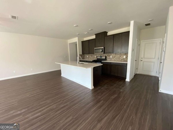 4643 Piston Junction Mableton