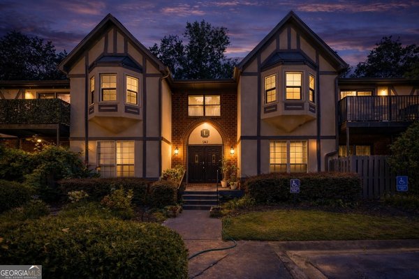 6851 Roswell Road, Atlanta