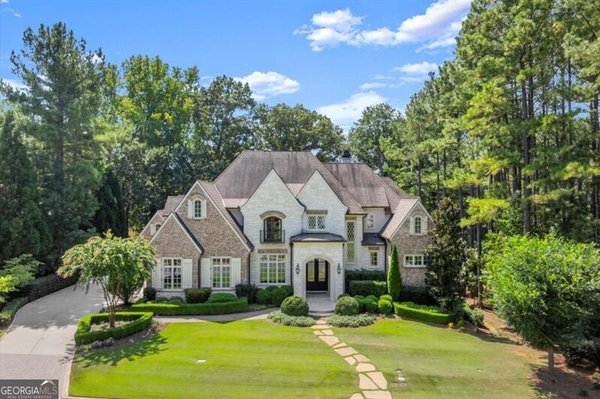 4844 Elkhorn Hill Drive, Suwanee