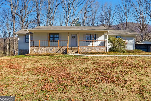 1664 Bell Gap Road, Hiawassee