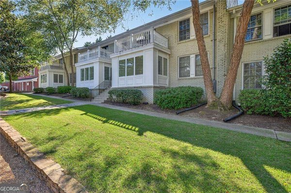 1879 Johnson Road Atlanta