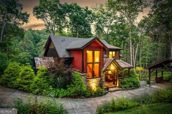 2695 Highway 2, Blue Ridge