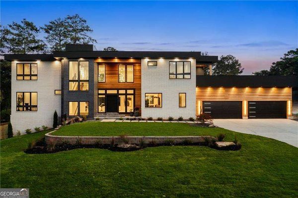 6531 Long Acres Drive Sandy Springs