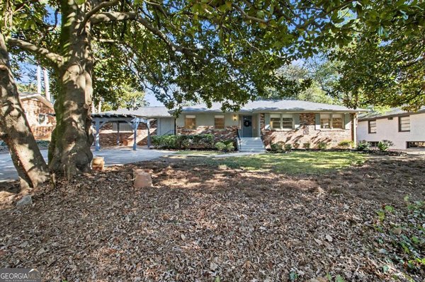 2347 Clairmont Road, Atlanta