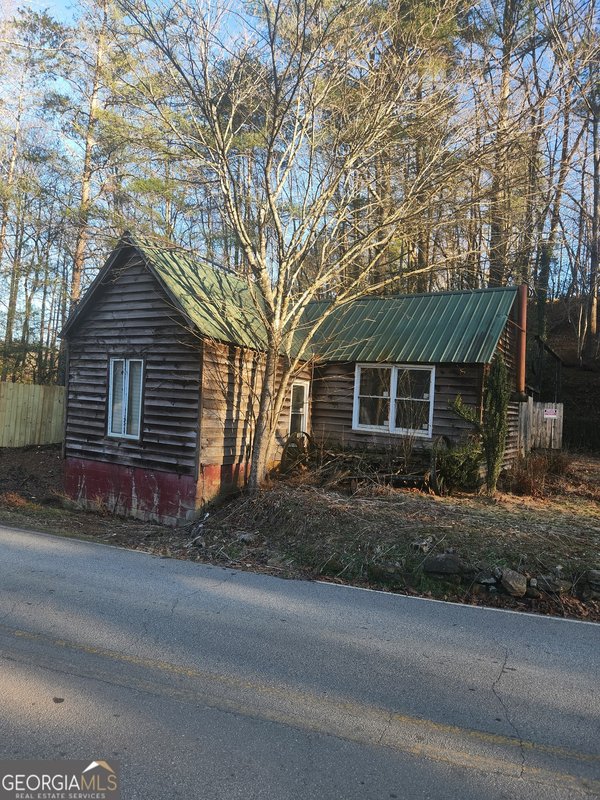 2911 Paradise Valley Road Cleveland