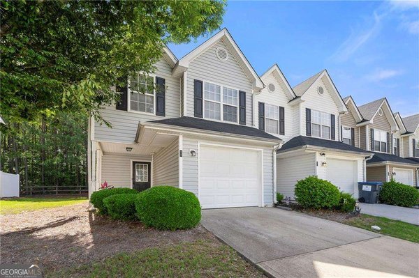 6901 Gallant Circle Mableton