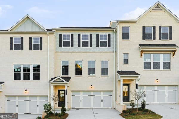 5716 Schelton Place Mableton