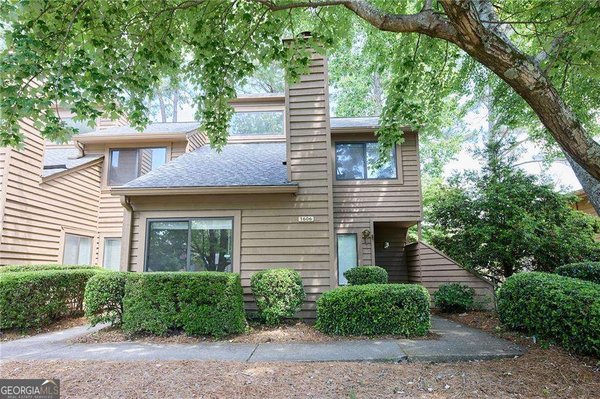 1606 Parkaire Crossing, Marietta