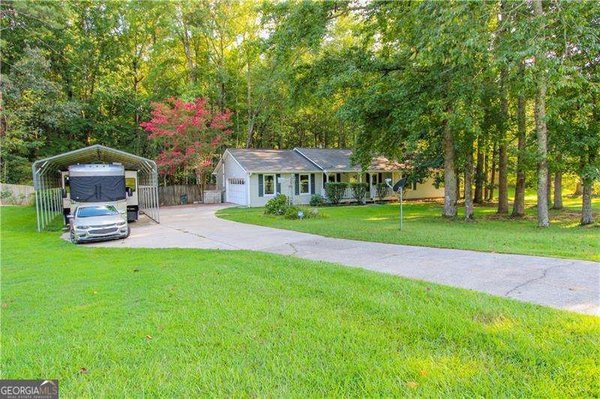 111 Libby Lane Stockbridge