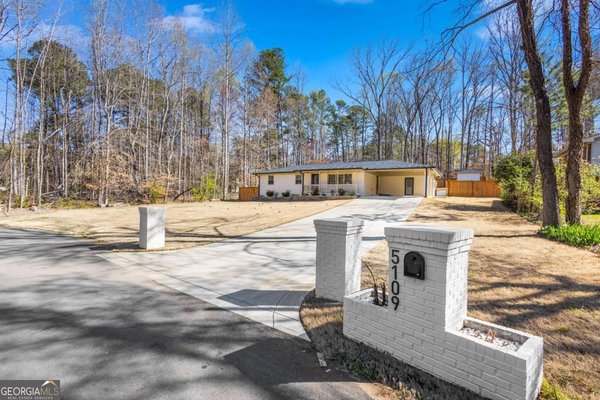 5109 Dogwood Hills Drive Sugar Hill