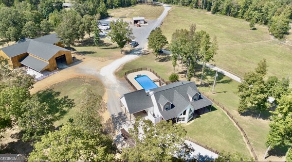 286 County Road 28, Centre