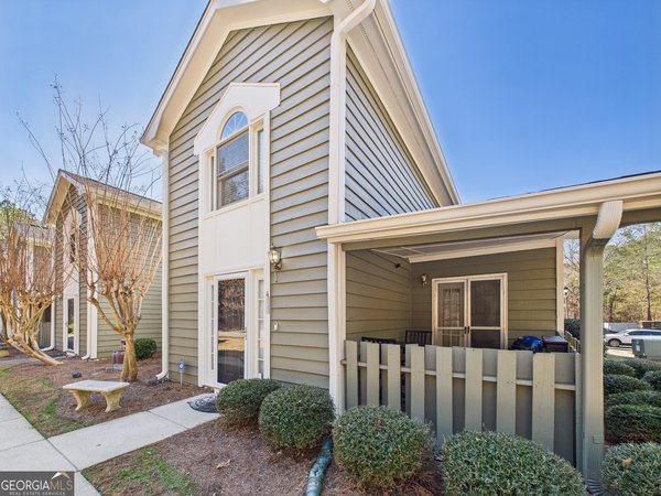 472 River Pointe Drive, Macon