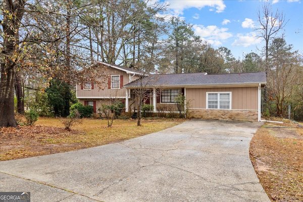 45 Carriage Circle Stockbridge