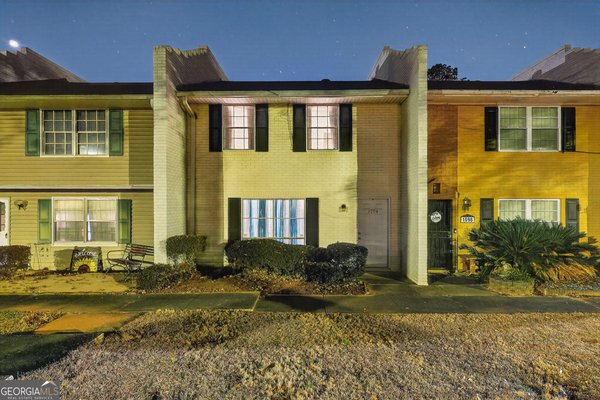 1094 Eastview Circle, Conyers