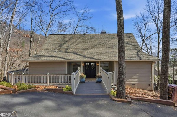 576 Columbine Drive Big Canoe