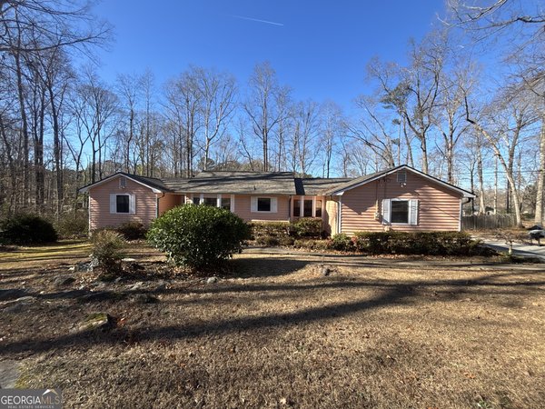 125 Oak Leaf Drive Stockbridge