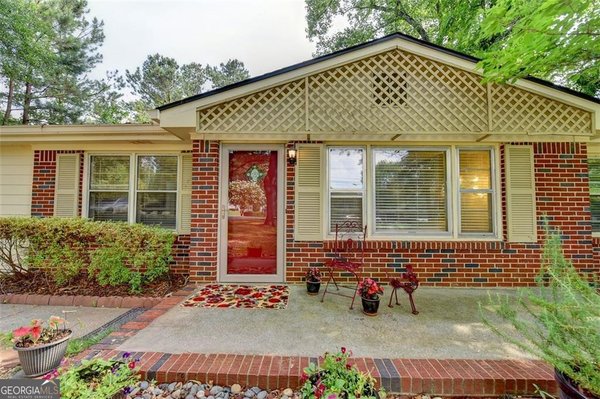 543 Allen Drive Lawrenceville