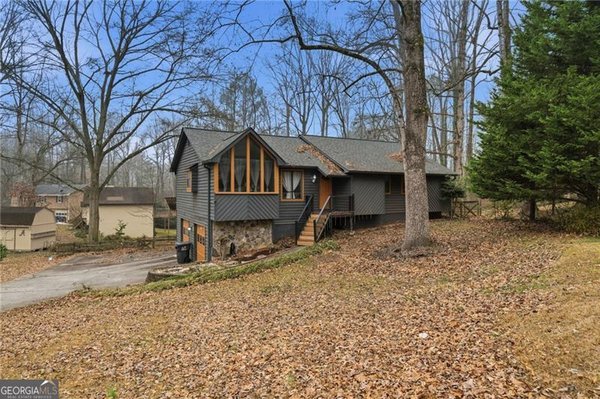 667 Cora Court Lilburn