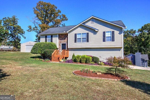 15 Cobblestone Court Douglasville