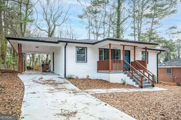 3154 Oakcliff Road Atlanta