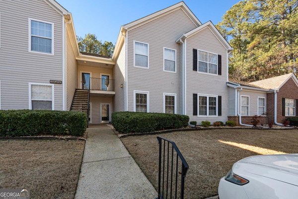 1706 Ridgefield Drive Peachtree City