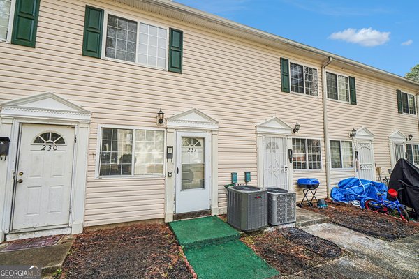 405 Fairburn Road, Atlanta