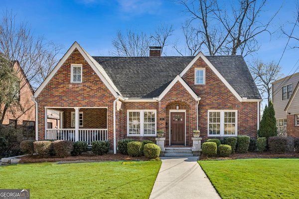 1077 Lanier Boulevard, Atlanta