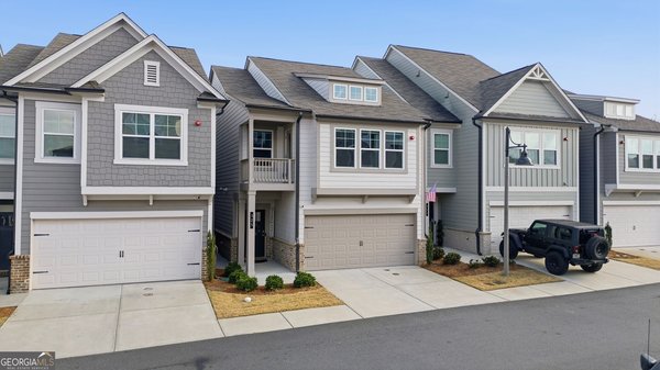 325 Hayden Circle Woodstock