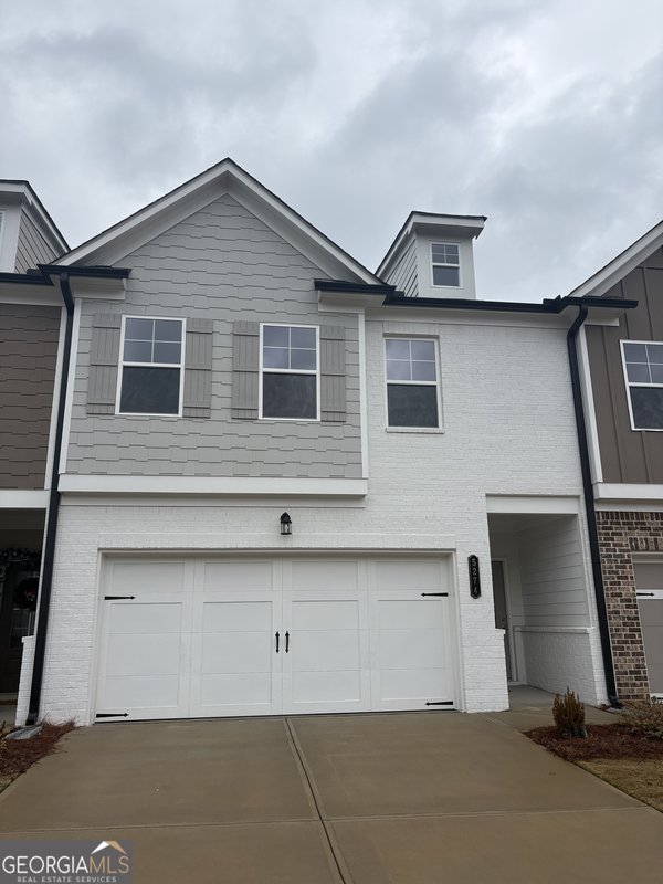 5274 Fox Den Road Oakwood