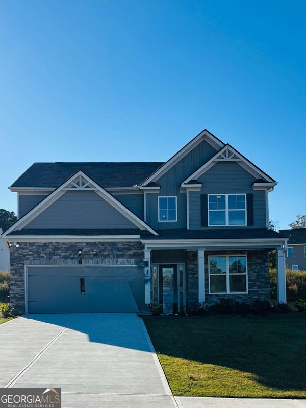 6093 Ruby Falls Stonecrest