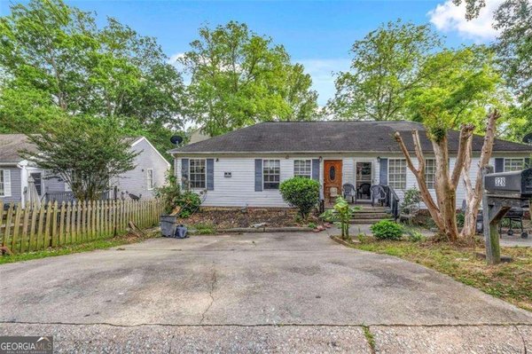 328 Roosevelt Circle Marietta