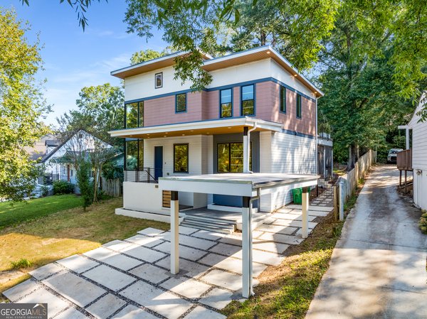 1045 Shepherds Lane Atlanta